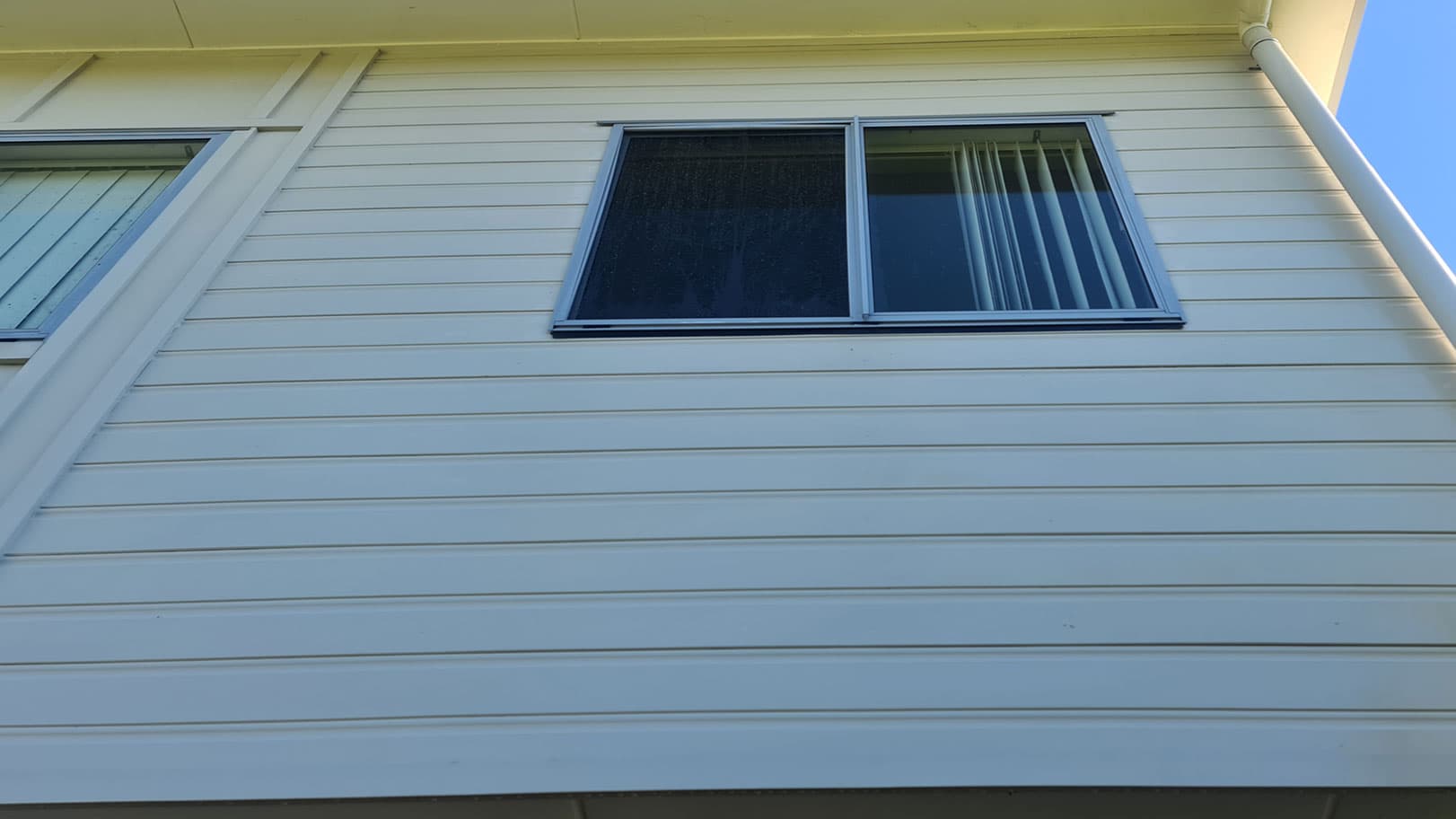 Exterior Building Washing after
