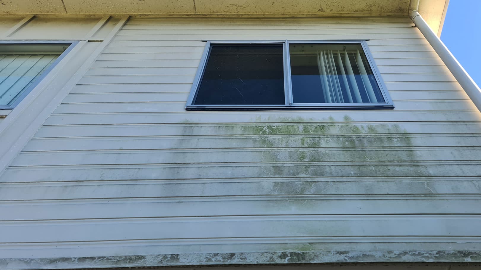 Exterior Building Washing before